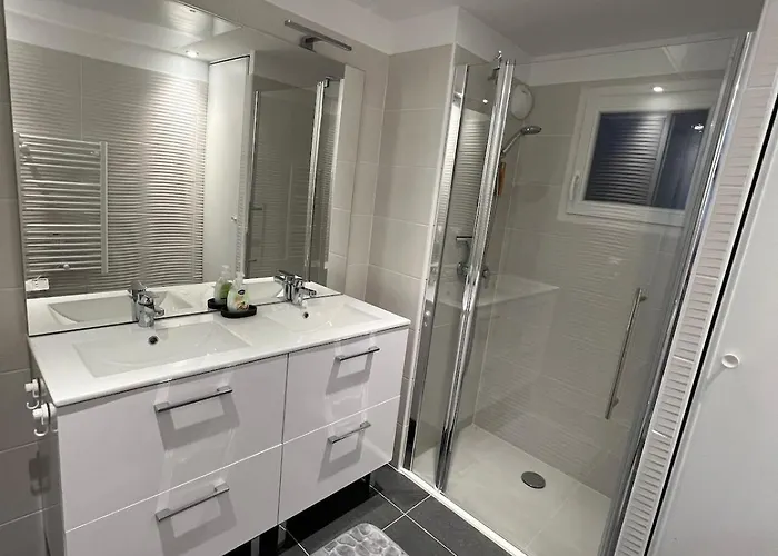 Apartamento New In Antibes